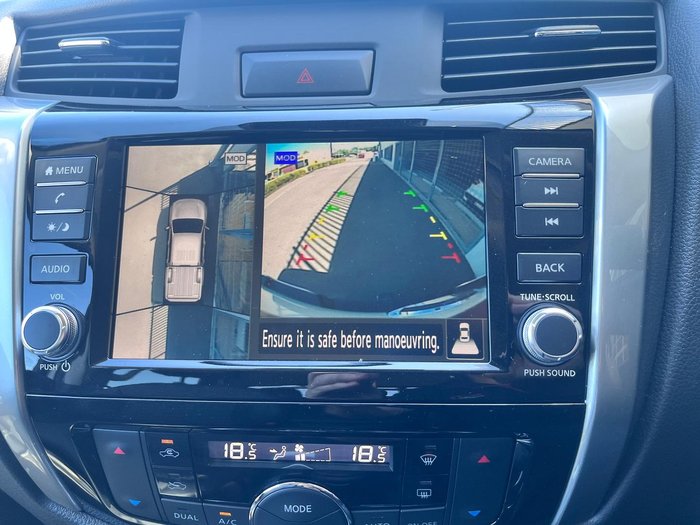 2025 Nissan Navara ST-X