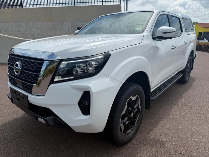 2025 Nissan Navara ST-X