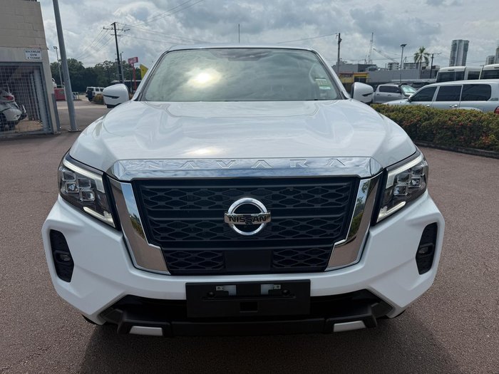 2025 Nissan Navara ST-X