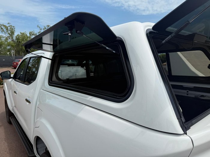 2025 Nissan Navara ST-X