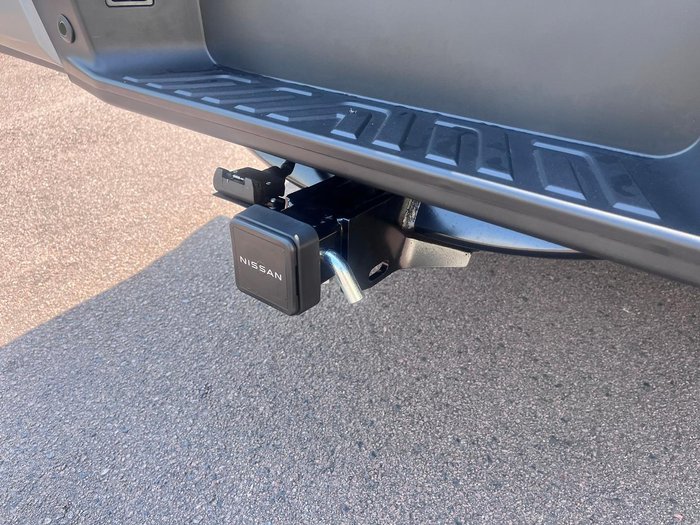 2025 Nissan Navara ST-X