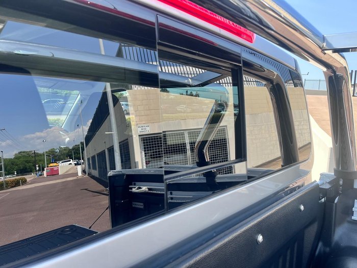 2025 Nissan Navara ST-X