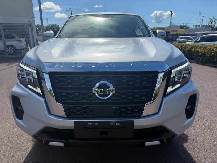 2025 Nissan Navara ST-X
