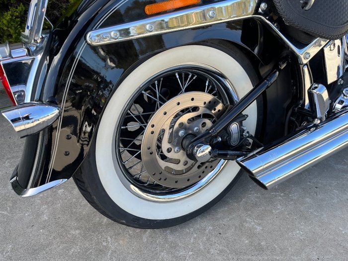2013 HARLEY-DAVIDSON FLSTN SOFTAIL DELUXE Black