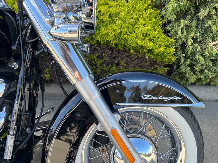 2013 HARLEY-DAVIDSON FLSTN SOFTAIL DELUXE Black