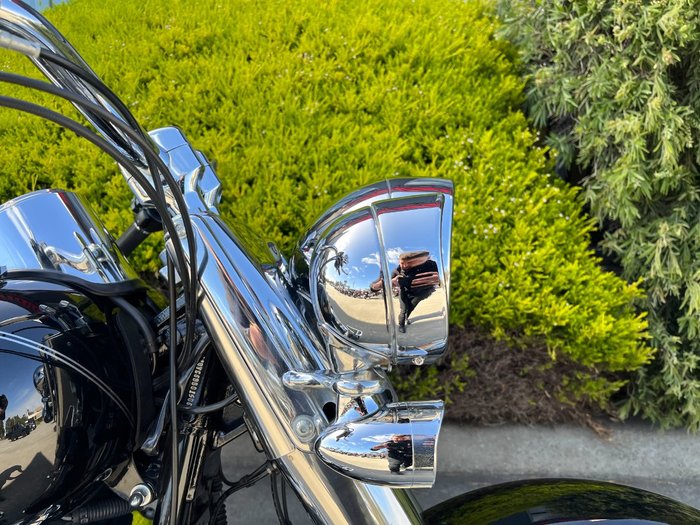 2013 HARLEY-DAVIDSON FLSTN SOFTAIL DELUXE Black