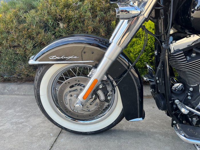 2013 HARLEY-DAVIDSON FLSTN SOFTAIL DELUXE Black