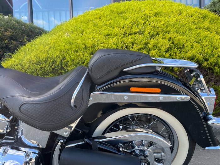 2013 HARLEY-DAVIDSON FLSTN SOFTAIL DELUXE Black