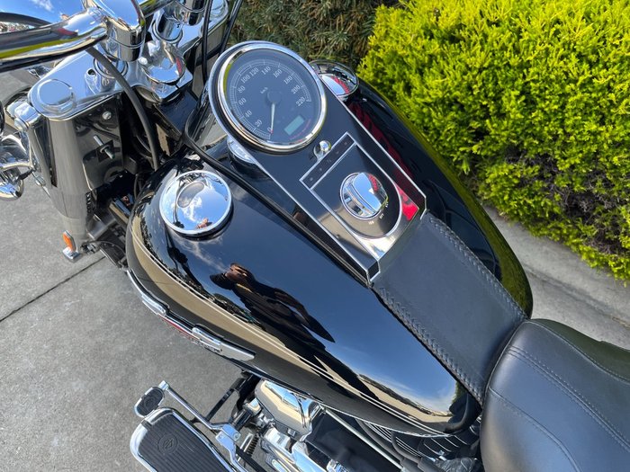 2013 HARLEY-DAVIDSON FLSTN SOFTAIL DELUXE Black