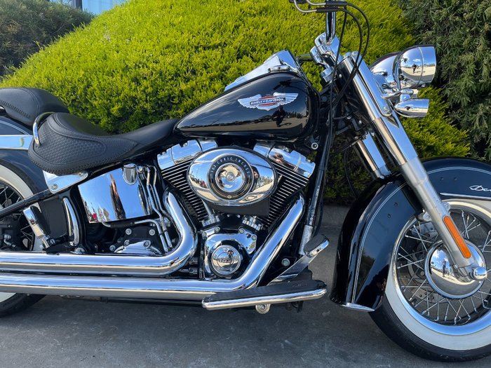 2013 HARLEY-DAVIDSON FLSTN SOFTAIL DELUXE Black
