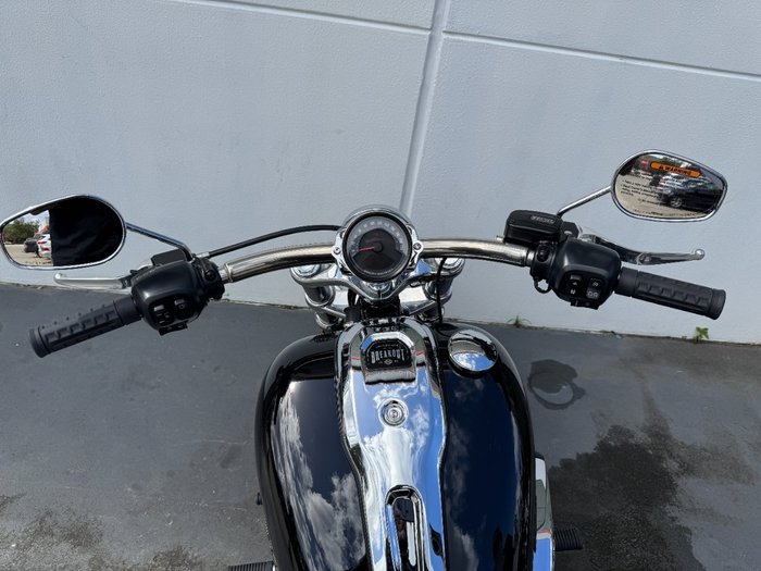 2025 Harley-davidson FXBR BREAKOUT (117) Vivid Black