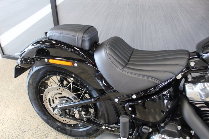 2025 Harley-davidson FXBB STREET BOB (117) VIVID BLACK