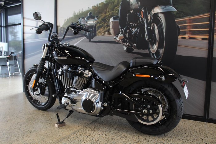 2025 Harley-davidson FXBB STREET BOB (117) VIVID BLACK