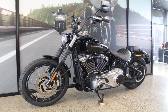 2025 Harley-davidson FXBB STREET BOB (117) VIVID BLACK
