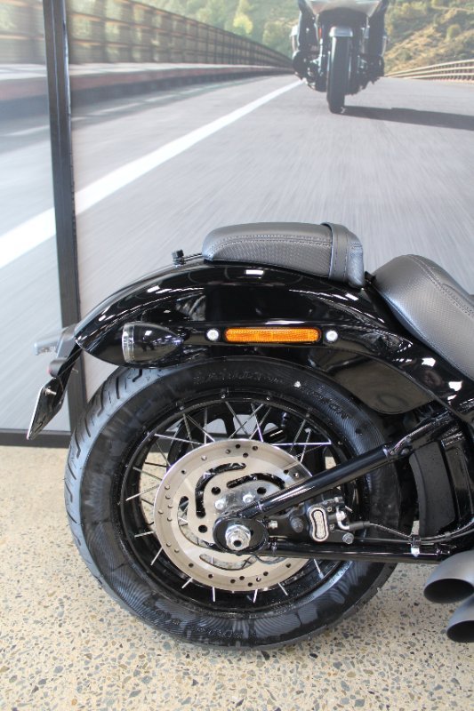 2025 Harley-davidson FXBB STREET BOB (117) VIVID BLACK