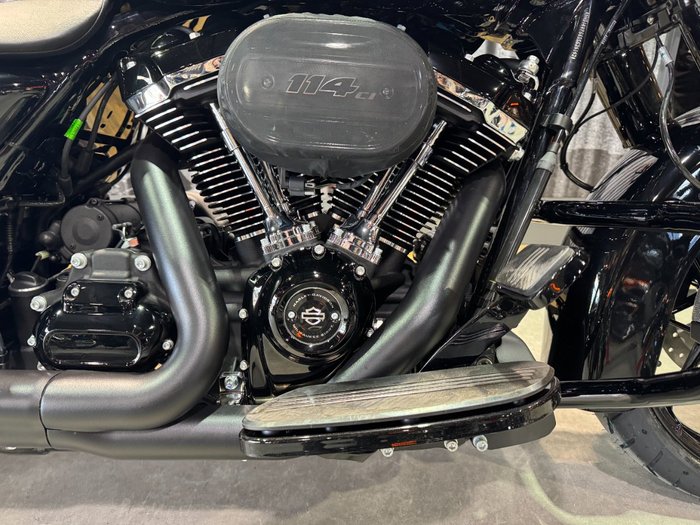 2025 Harley-davidson FLHRXS ROAD KING SPECIAL Vivid Black