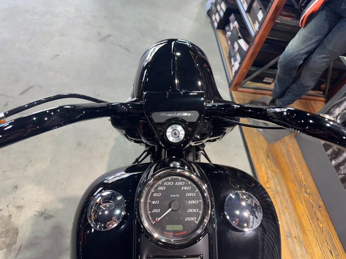 2025 Harley-davidson FLHRXS ROAD KING SPECIAL Vivid Black