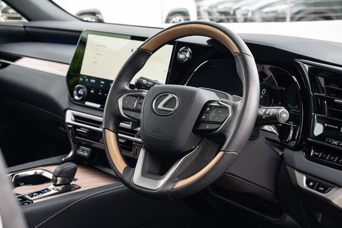 2025 Lexus RX 450h+ Sports Luxury