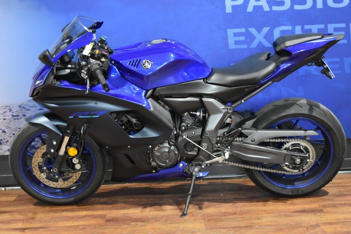2023 Yamaha YZF-R7LA Blue