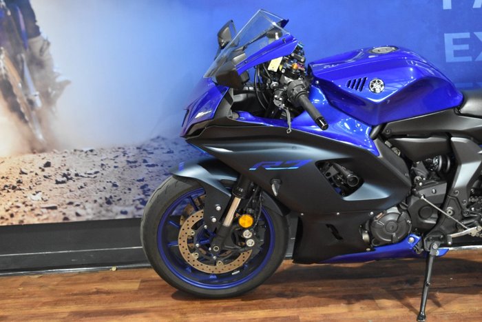 2023 Yamaha YZF-R7LA Blue