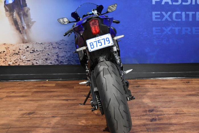 2023 Yamaha YZF-R7LA Blue