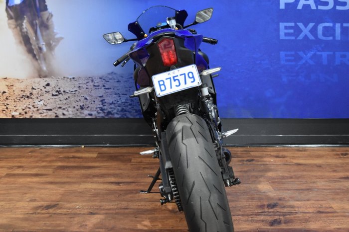 2023 Yamaha YZF-R7LA Blue