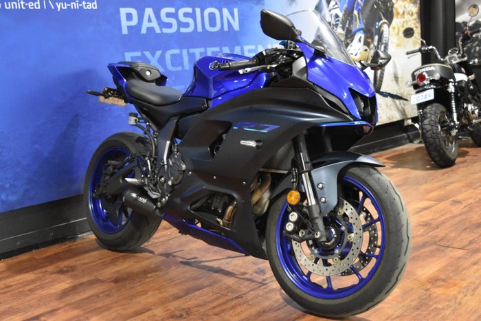 2023 Yamaha YZF-R7LA Blue