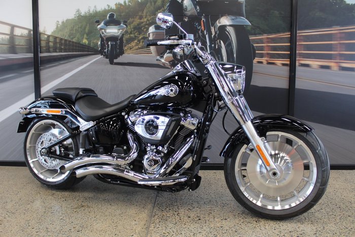2025 Harley-davidson FLFB FAT BOY (117) VIVID BLACK