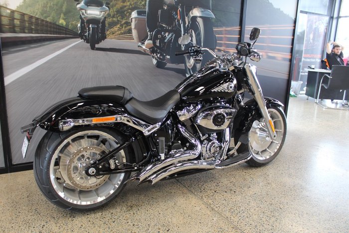 2025 Harley-davidson FLFB FAT BOY (117) VIVID BLACK