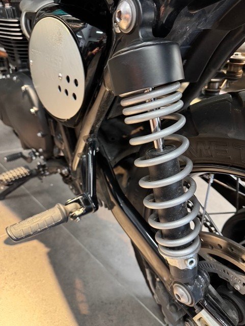 2025 Triumph 2025 Triumph 900CC SCRAMBLER 900 Kingfisher Blue