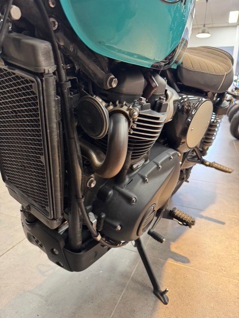 2025 Triumph 2025 Triumph 900CC SCRAMBLER 900 Kingfisher Blue