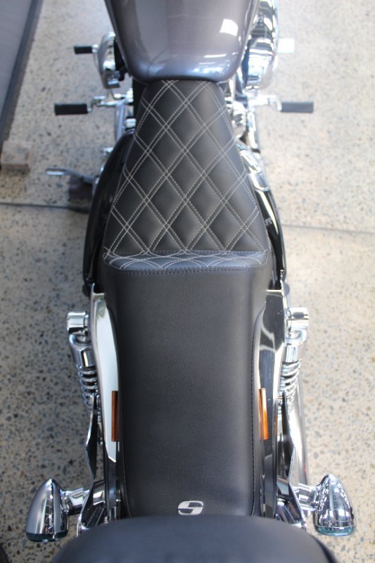 2014 Harley-davidson XL1200C 1200 CUSTOM BLACK