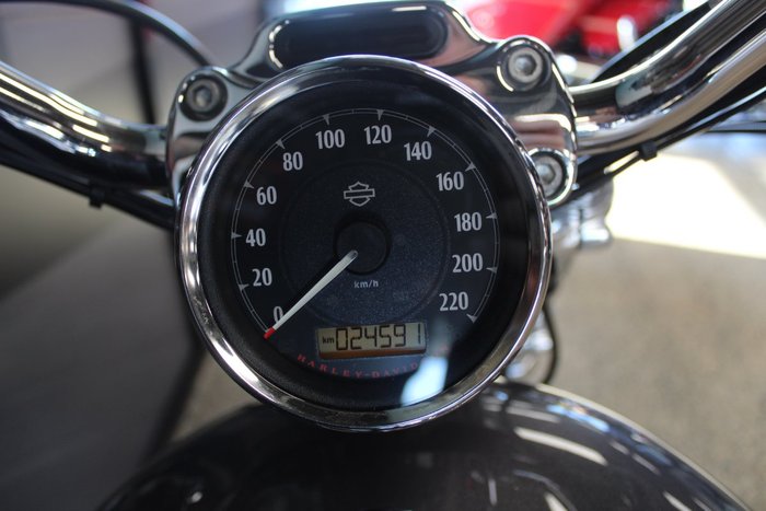 2014 Harley-davidson XL1200C 1200 CUSTOM BLACK