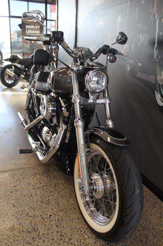 2014 Harley-davidson XL1200C 1200 CUSTOM BLACK