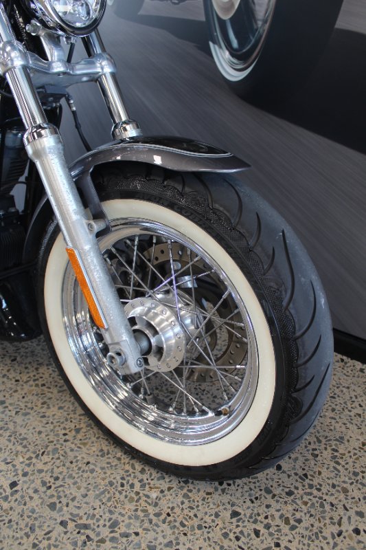 2014 Harley-davidson XL1200C 1200 CUSTOM BLACK
