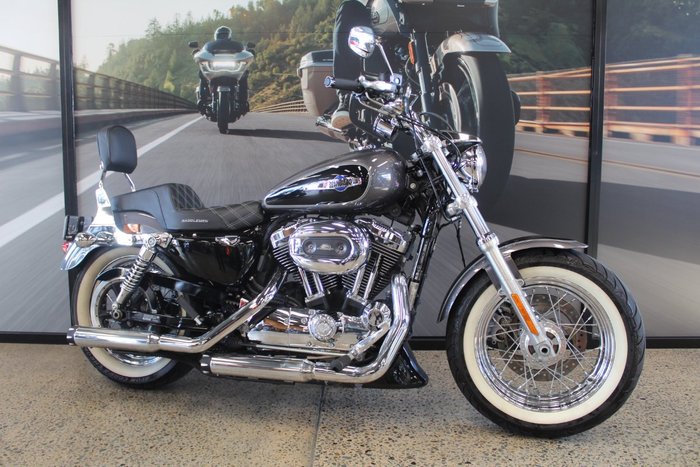 2014 Harley-davidson XL1200C 1200 CUSTOM BLACK