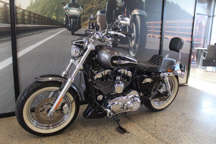 2014 Harley-davidson XL1200C 1200 CUSTOM BLACK