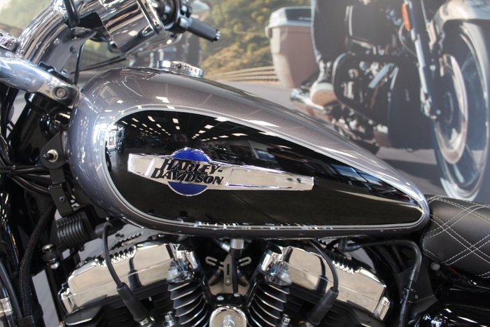 2014 Harley-davidson XL1200C 1200 CUSTOM BLACK