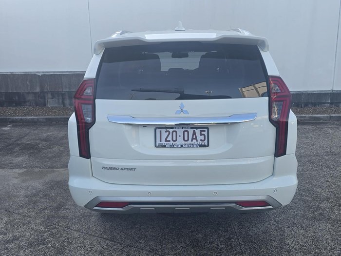 2022 Mitsubishi Pajero Sport GLS