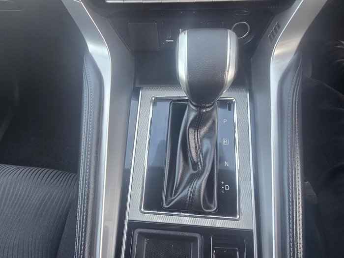 2022 Mitsubishi Pajero Sport GLS