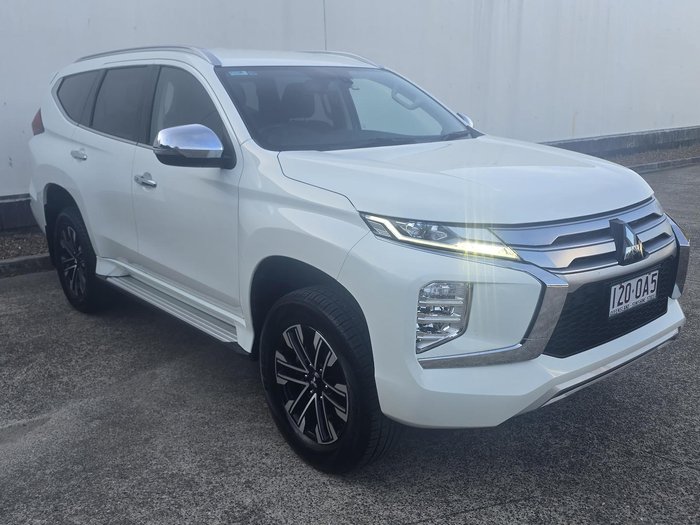 2022 Mitsubishi Pajero Sport GLS