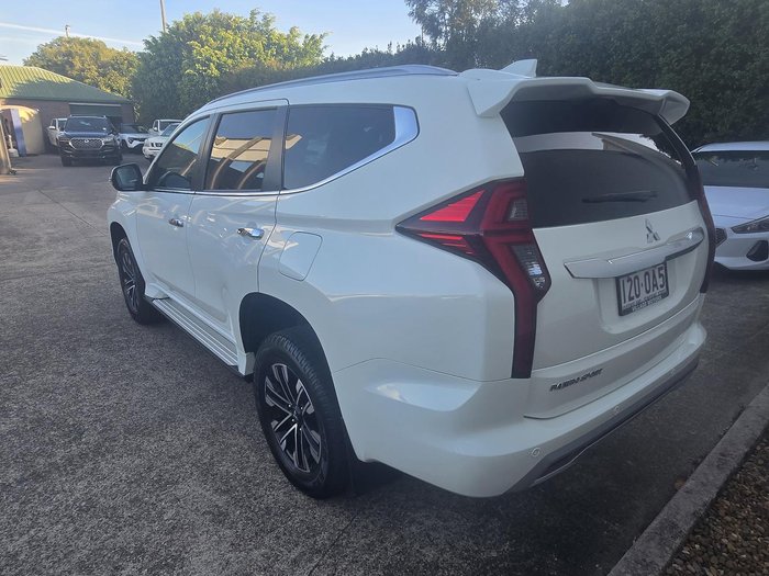 2022 Mitsubishi Pajero Sport GLS