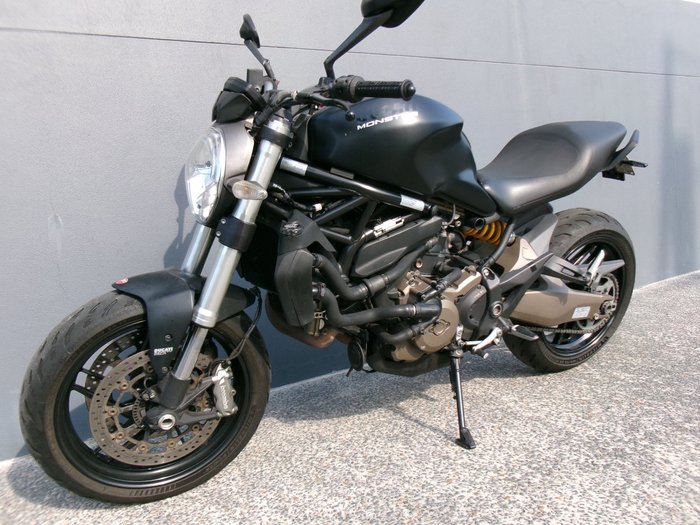 2015 DUCATI MONSTER 821 Black
