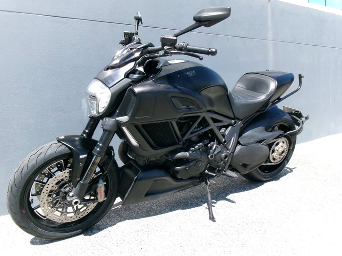 2015 DUCATI DIAVEL Black