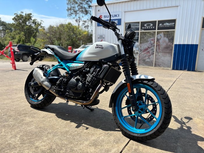 2024 Royal Enfield GUERILLA 450 Blue
