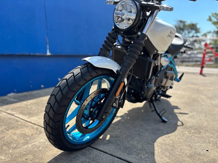 2024 Royal Enfield GUERILLA 450 Blue