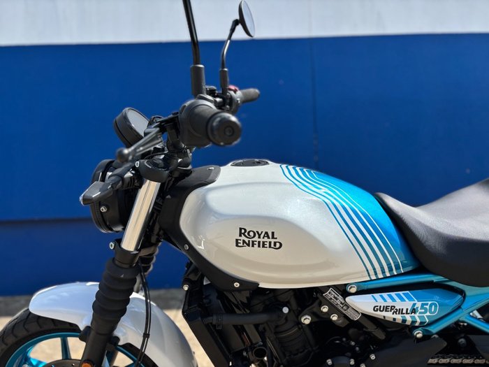 2024 Royal Enfield GUERILLA 450 Blue