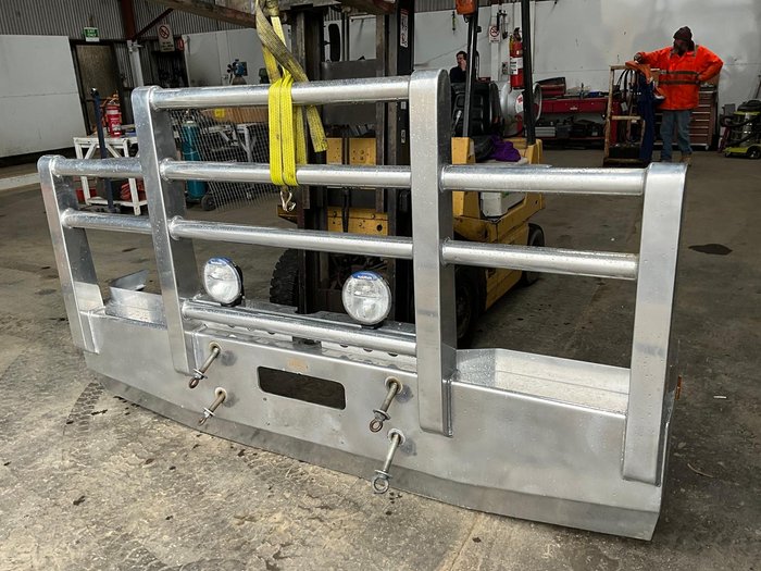 0 Kenworth T409sar 4 Post Whitlock $5500