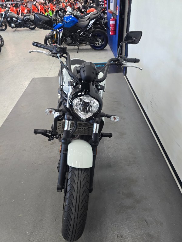 2022 Kawasaki VULCAN S SE White