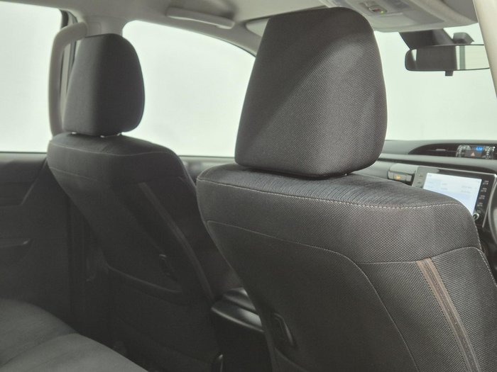 2022 Toyota Hilux SR